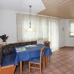 Appartement Haus Muntschnei *