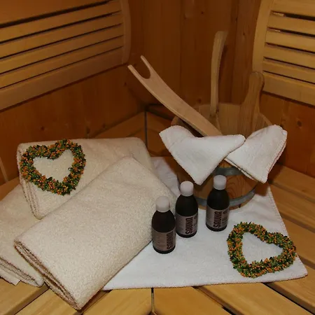 Haus Muntschnei Apartamento