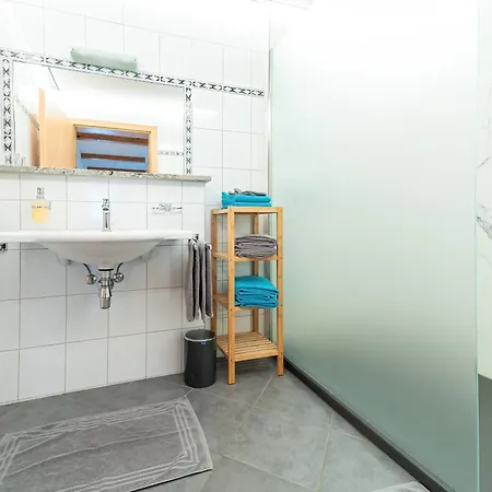 Haus Muntschnei Apartament *