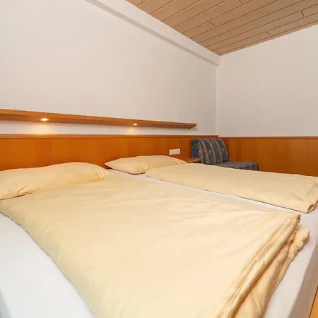 Haus Muntschnei Apartament St. Gallenkirch